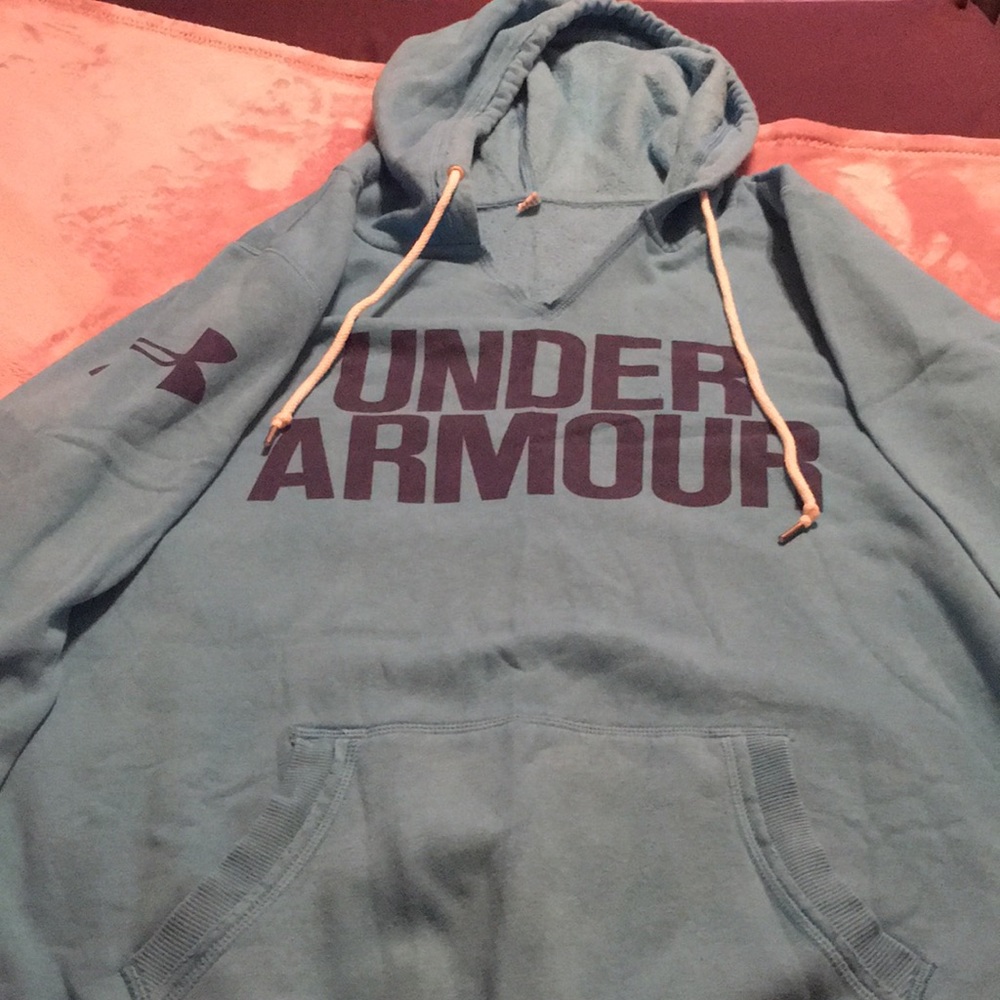 Under Armor Hoodie 💙